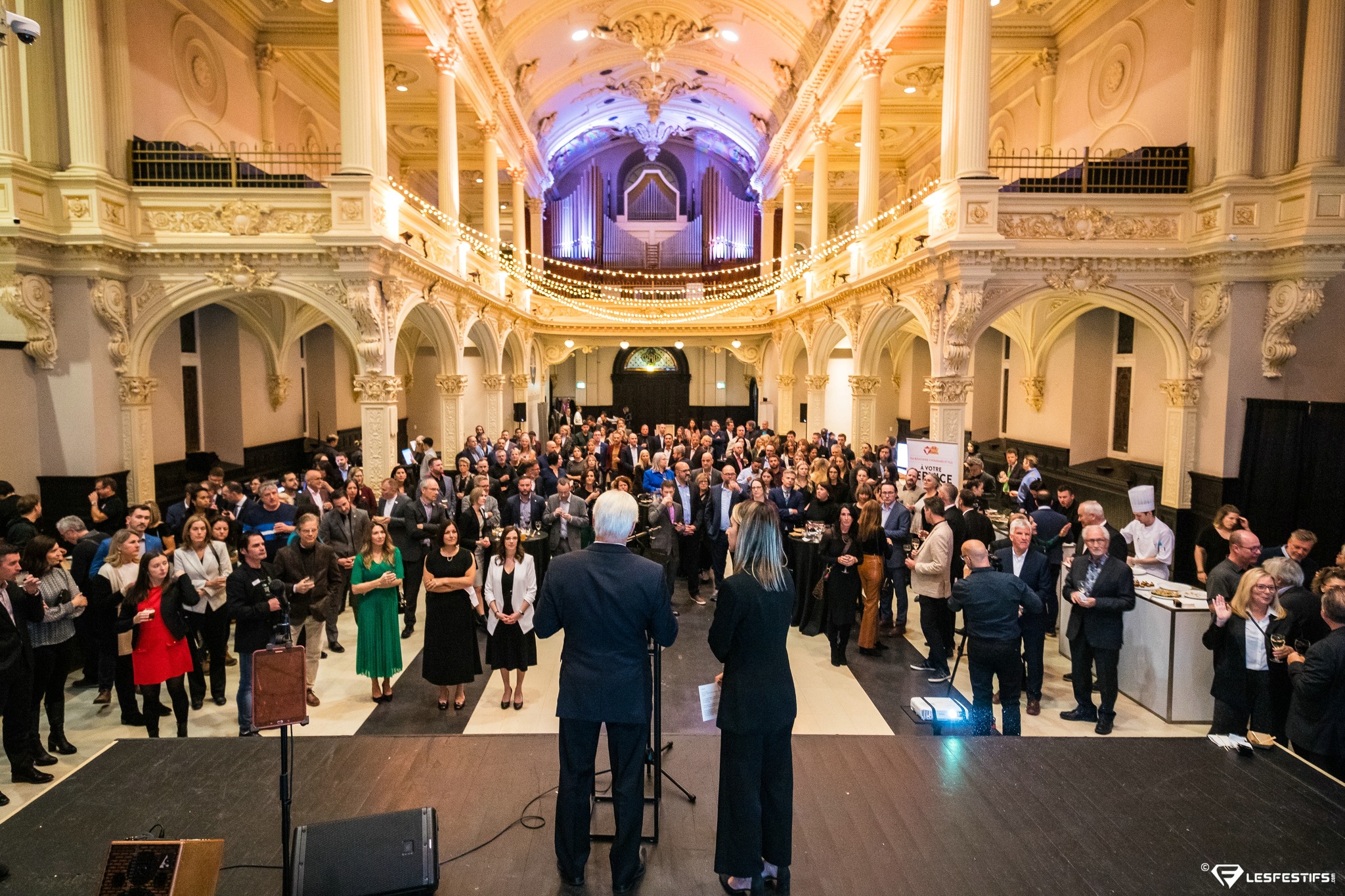 Salle - Record de Collecte de Fonds au 3e Cocktail Bénéfice pour le Fonds Recherche Cancer Québec